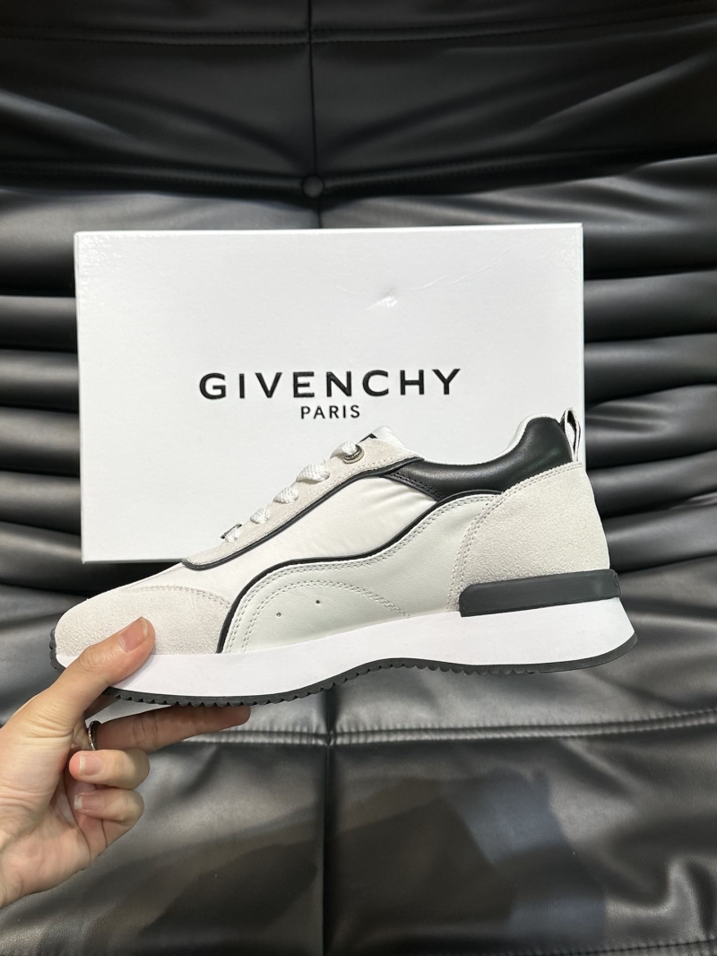 Givenchy Sneakers